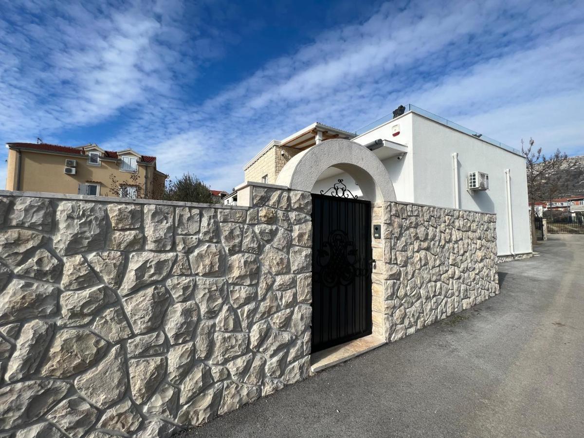 Villa Maci Kastela Bagian luar foto