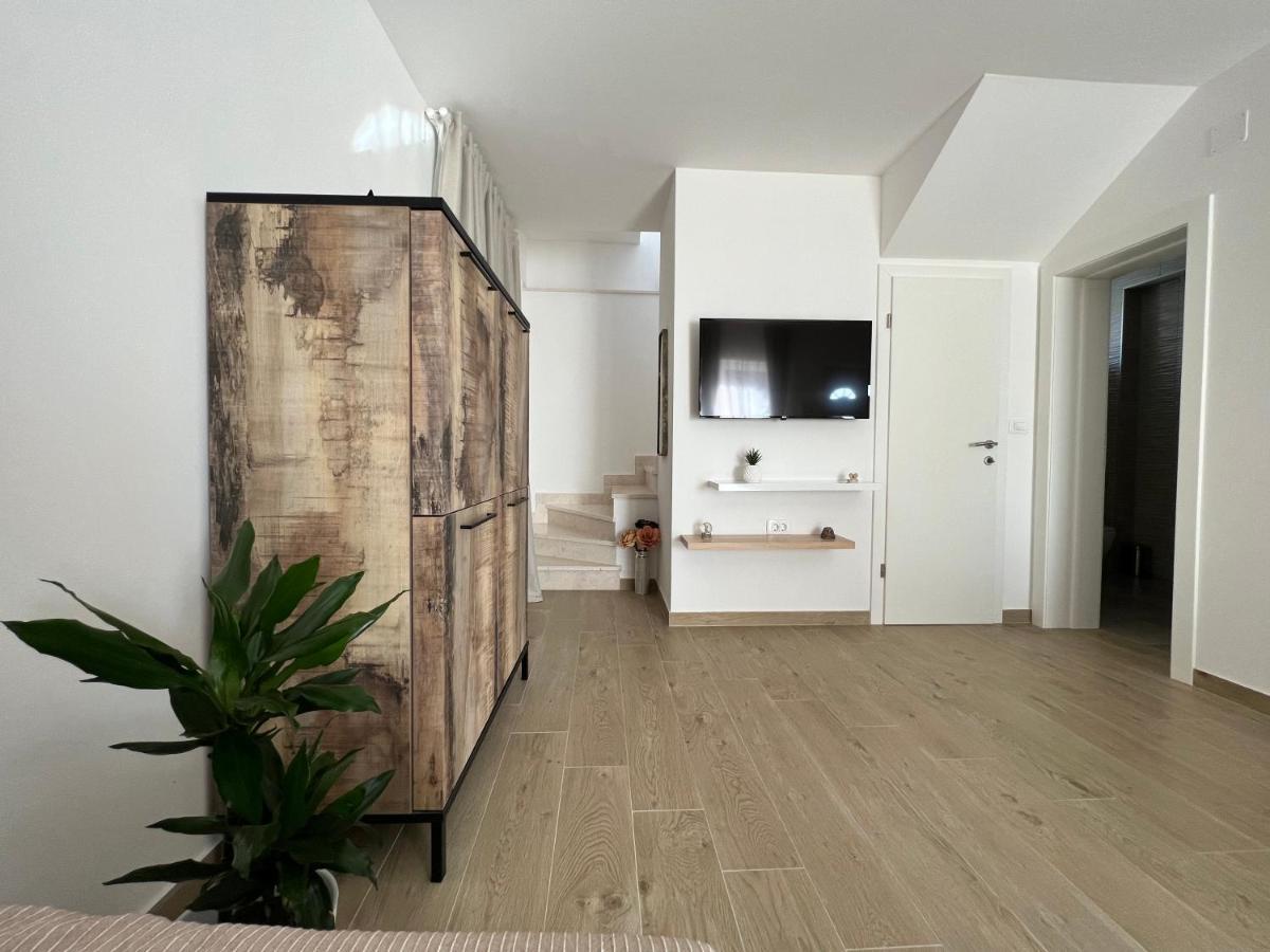 Villa Maci Kastela Bagian luar foto